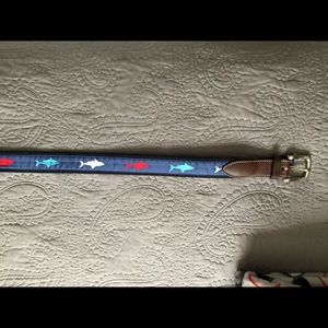 Vineyard vines shark belt